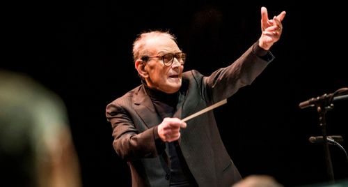 63401671e2c2a647bdd6da51_ennio-el-maestro-giuseppe-tornatore-p-500